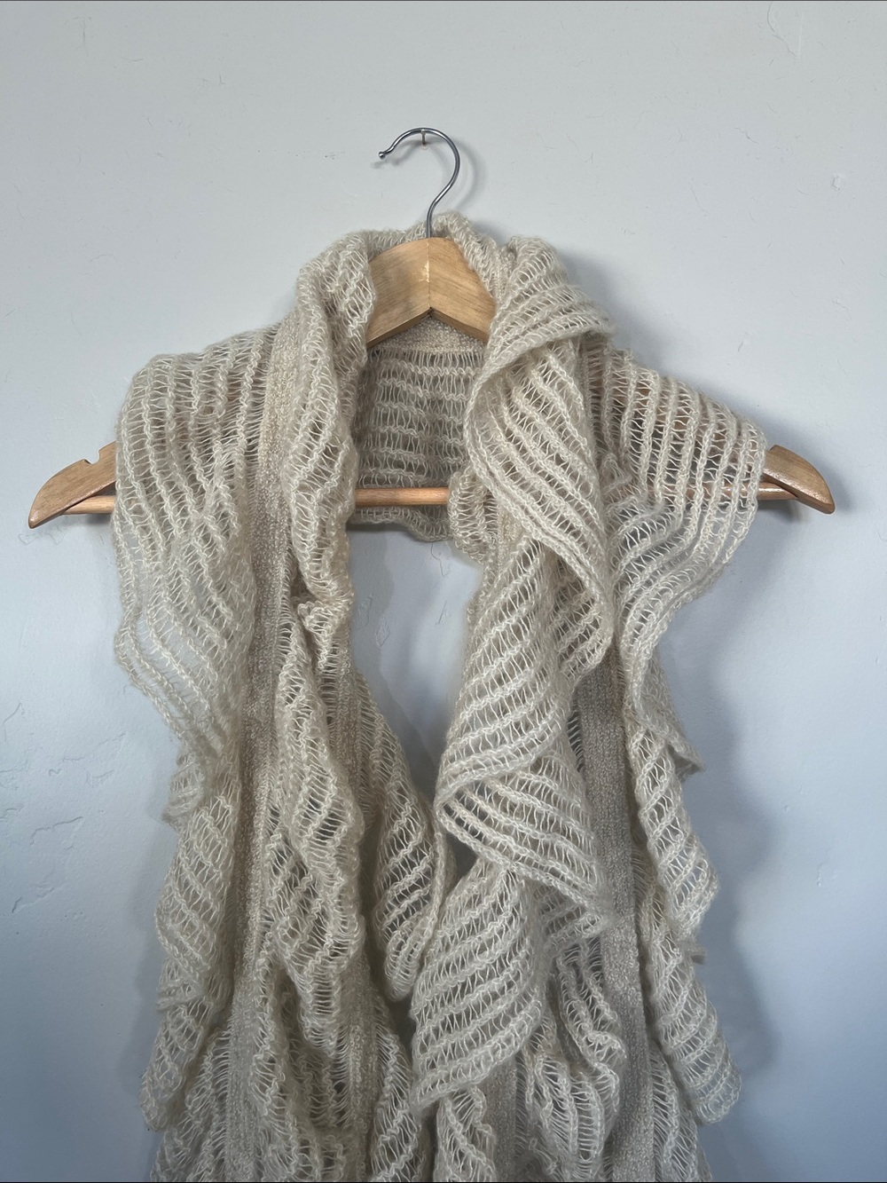 Cream Ruffled Knit Scarf